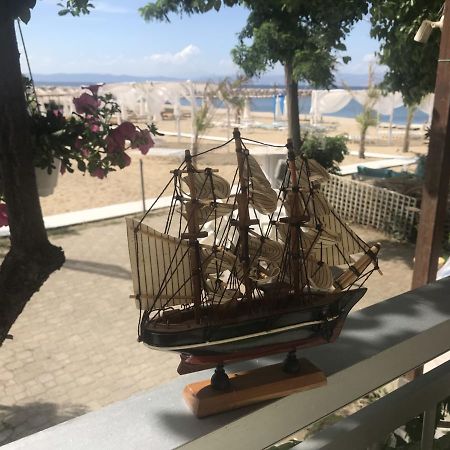 Studios On The Beach Скала Сотирос Екстериор снимка