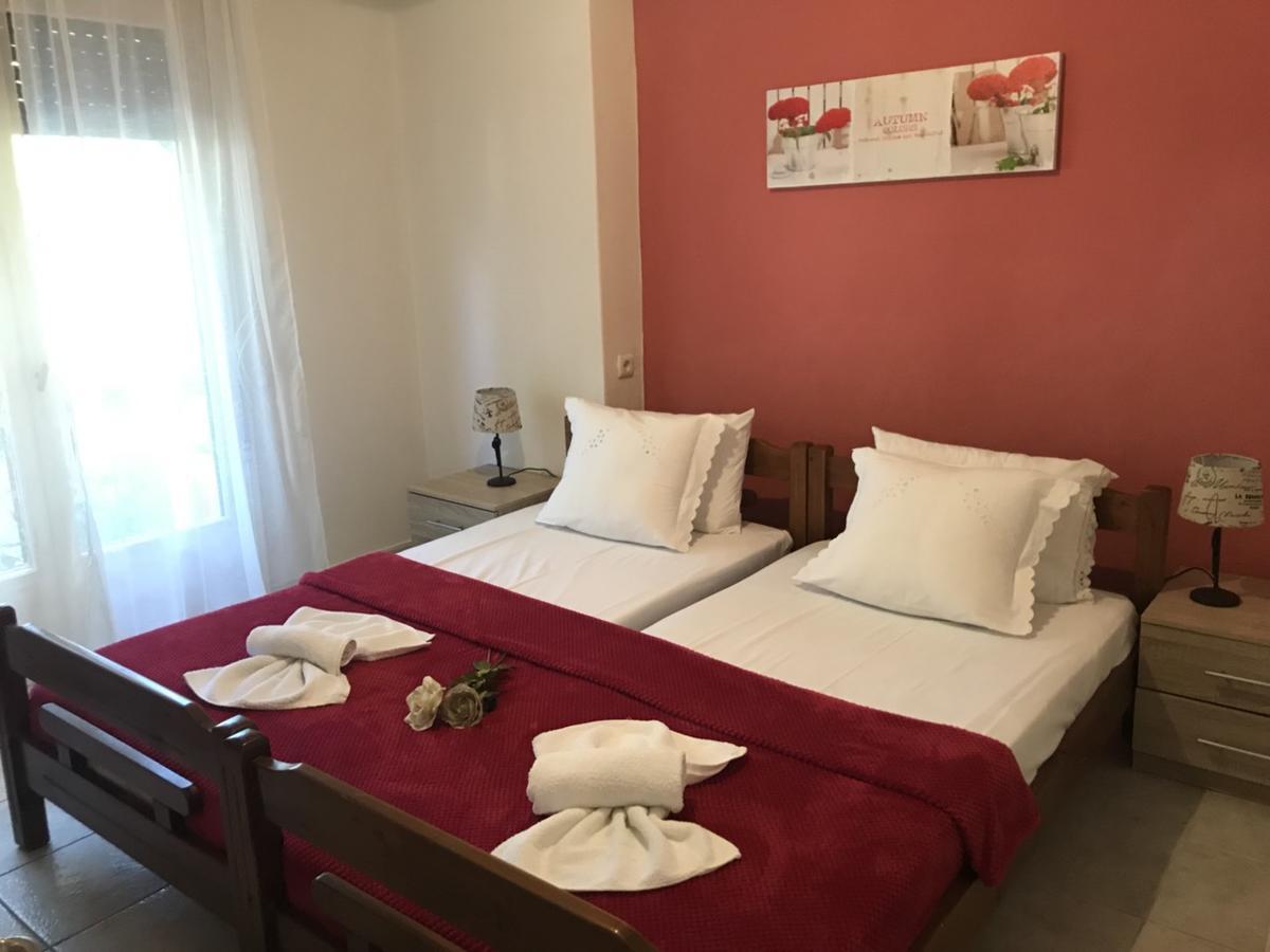 Studios On The Beach Скала Сотирос Екстериор снимка