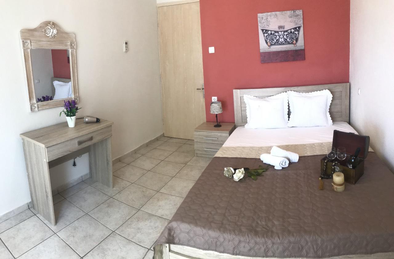 Studios On The Beach Скала Сотирос Екстериор снимка